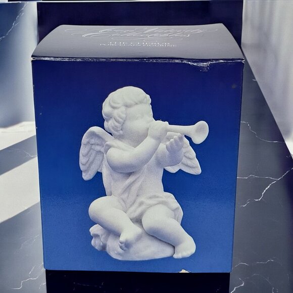 Avon Nativity THE CHERUB White Porcelain Bisque Christmas Figure Boxed 3.1/4” - Picture 6 of 12
